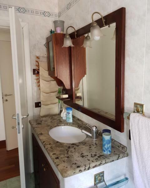 Benito'S Place Apartment Баколи Екстериор снимка